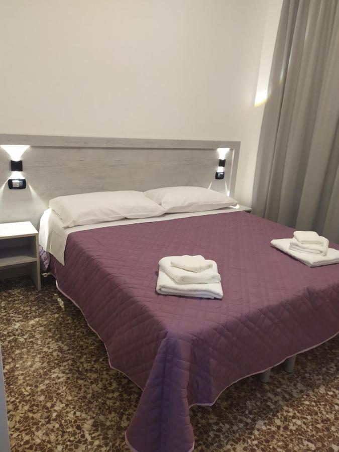 Hotel Madonna Del Pino 체르비아 외부 사진